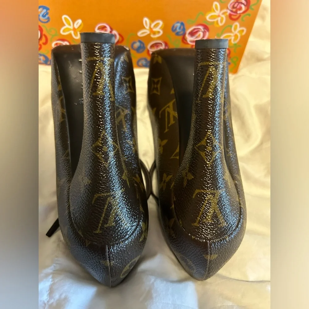 Louis Vuitton Monogram Peep-Toe Mary Jane Heels in Brown